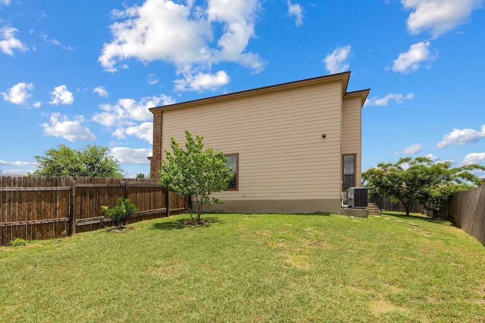 Colony Suite - Round Rock property views in Round Rock, TX — gallery photo 3