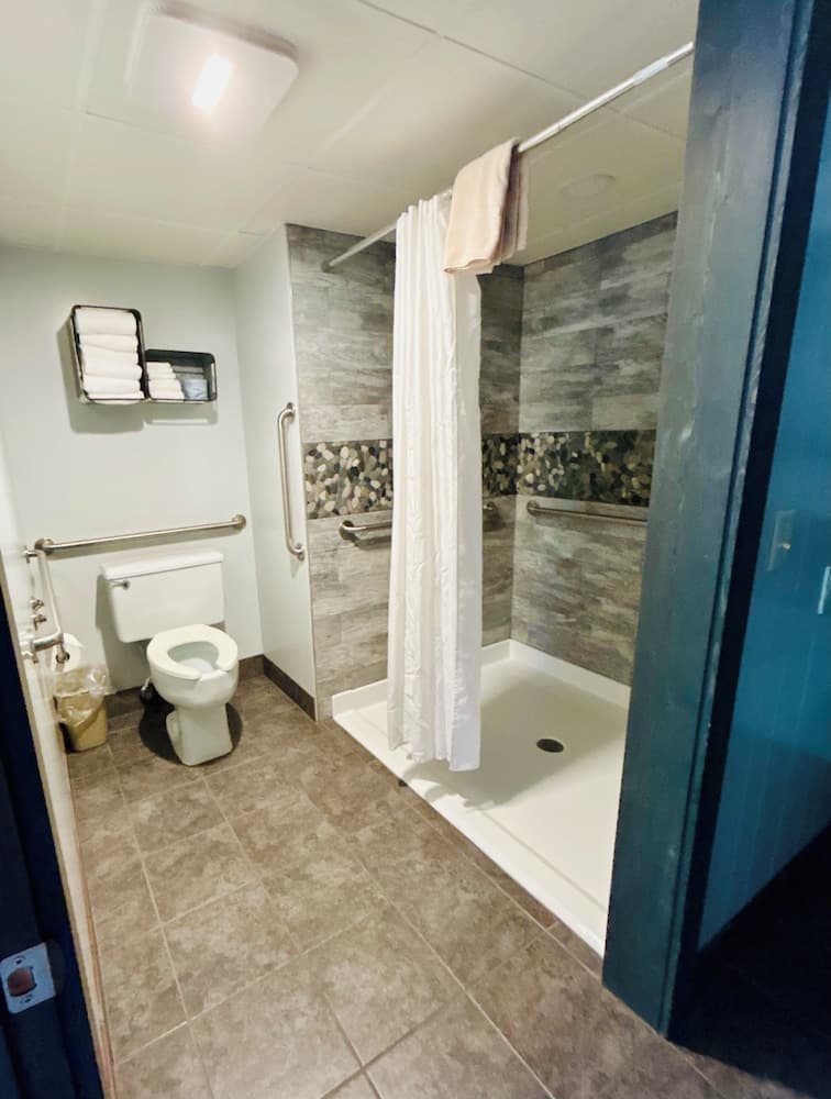 Silver Sands Hotel & Resort gallery photo in Mears, MI — image 41