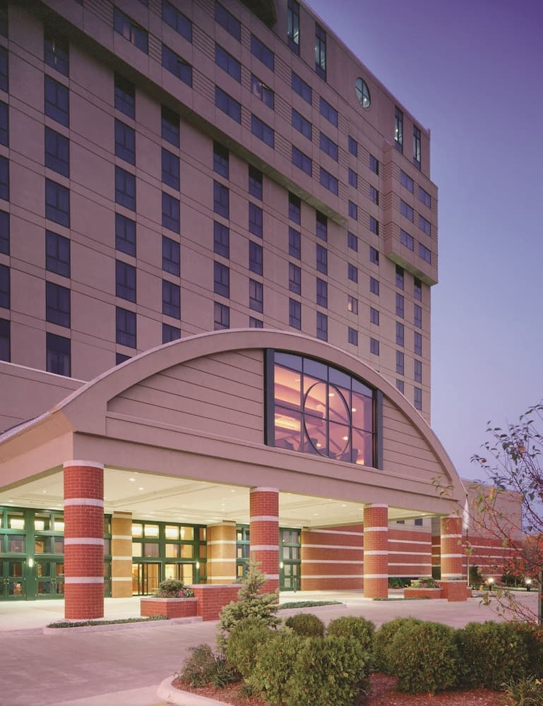 Crowne Plaza Springfield Convention Center by IHG gallery photo in Springfield, IL — image 4