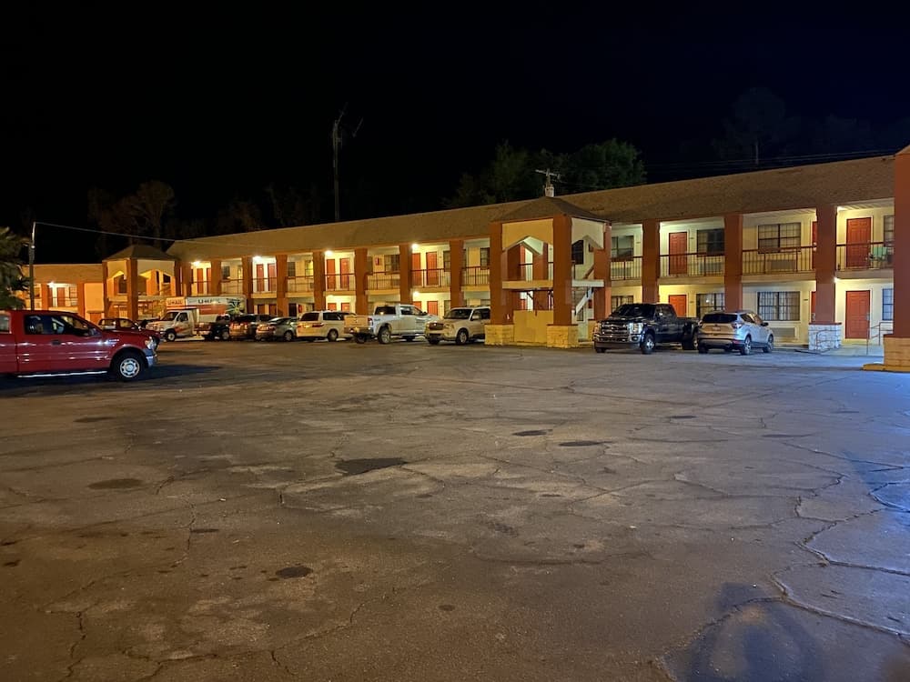 Budget Inn of Jasper featured exterior or lobby in Jasper, FL — similar hotel