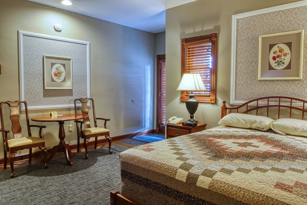 Carlisle Inn Walnut Creek gallery photo in Millersburg, OH — image 29