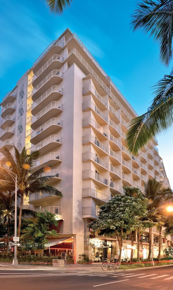 Club Wyndham at Waikiki Beach Walk featured exterior or lobby in Honolulu, HI — similar hotel