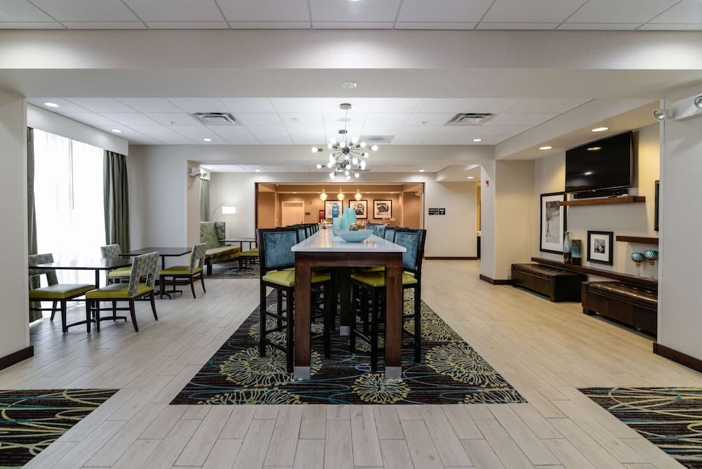 Hampton Inn Brighton gallery photo in Brighton, MI — image 53