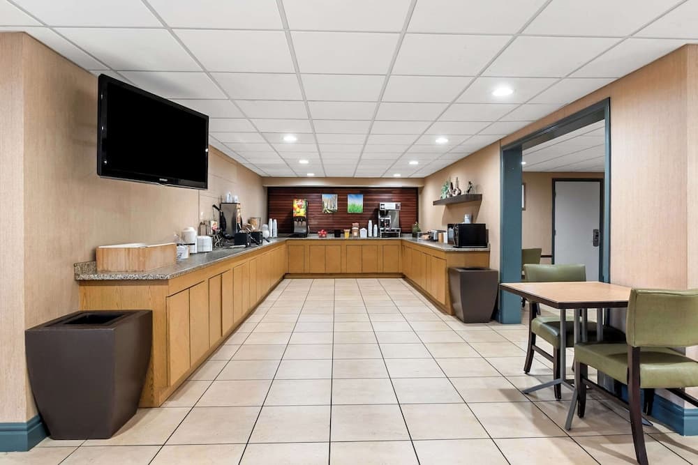 Quality Inn Slidell I-10 gallery photo in Slidell, LA — image 23