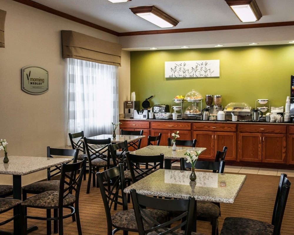 Sleep Inn South Bend Airport property views in South Bend, IN — gallery photo 3