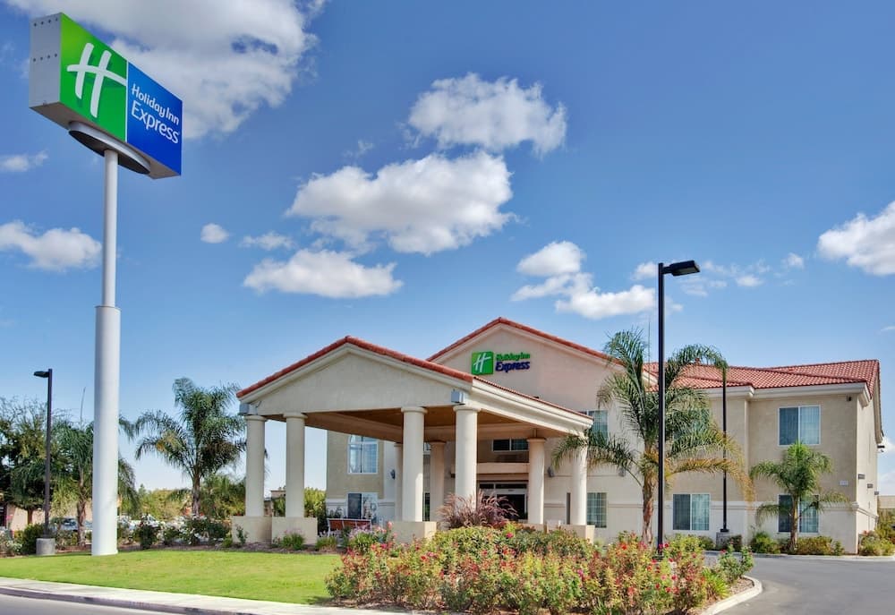 Holiday Inn Express Delano by IHG featured exterior or lobby in Delano, CA — similar hotel