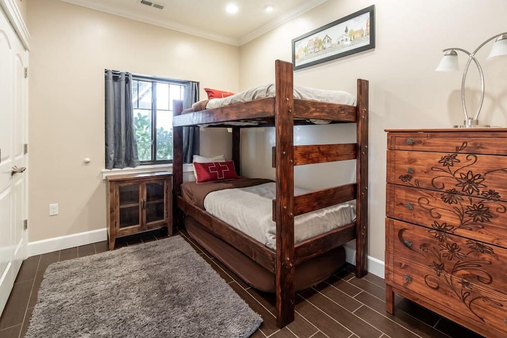 Aspenwood Manor gallery photo in Provo, UT — image 155