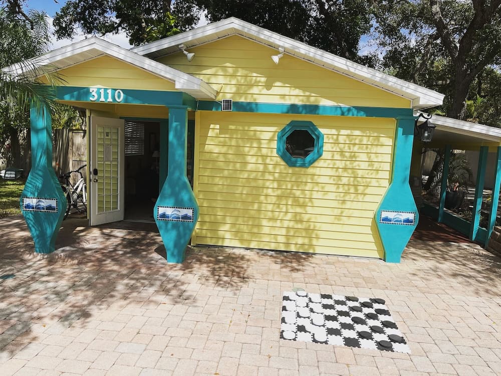 Mar Bay Motel &Suites featured exterior or lobby in Safety Harbor, FL — similar hotel