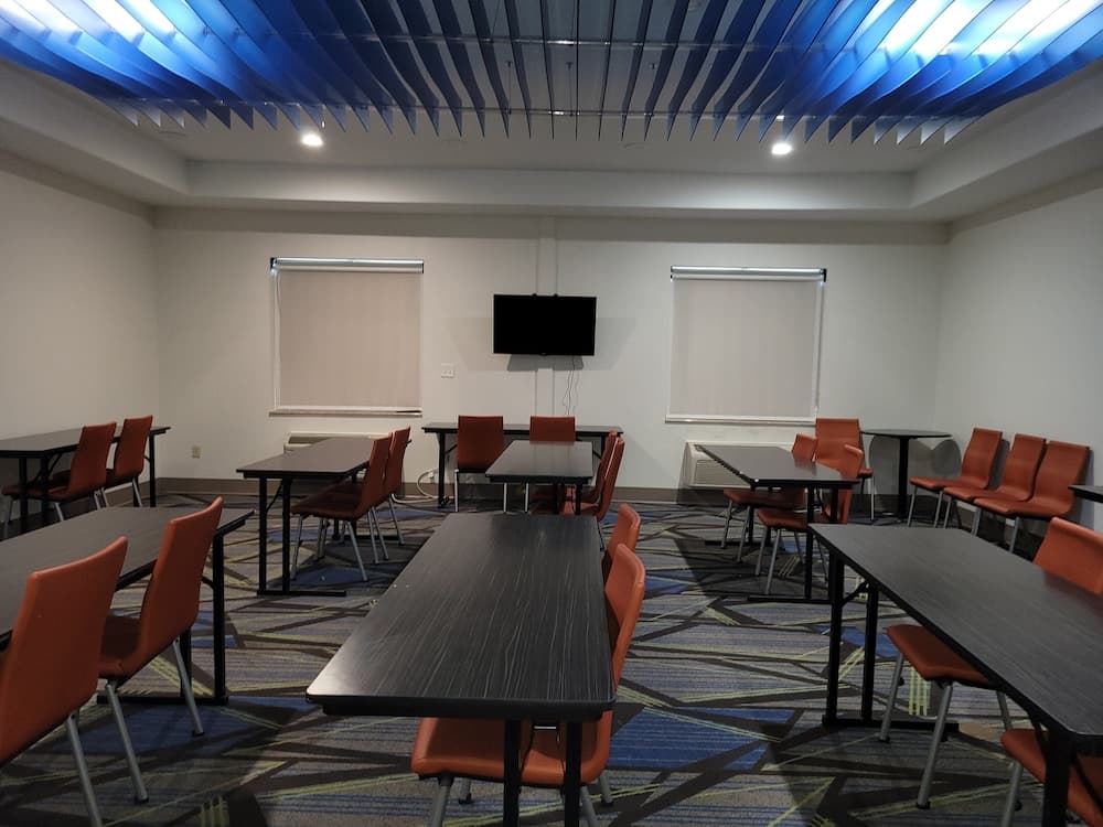 Holiday Inn Express Hotel & Suites VIDOR SOUTH by IHG gallery photo in Vidor, TX — image 56