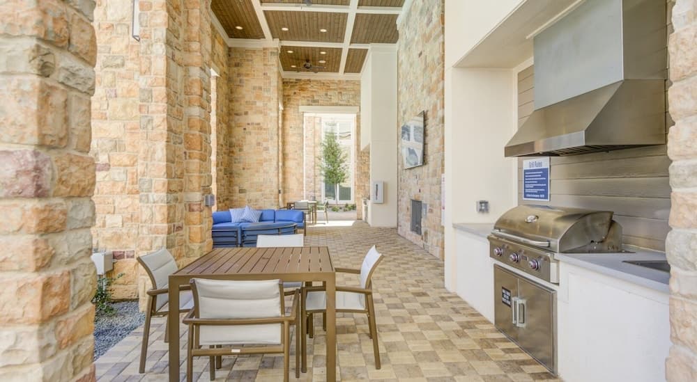 Landing Twin Creeks Apartments interior in Allen, TX — gallery photo 2