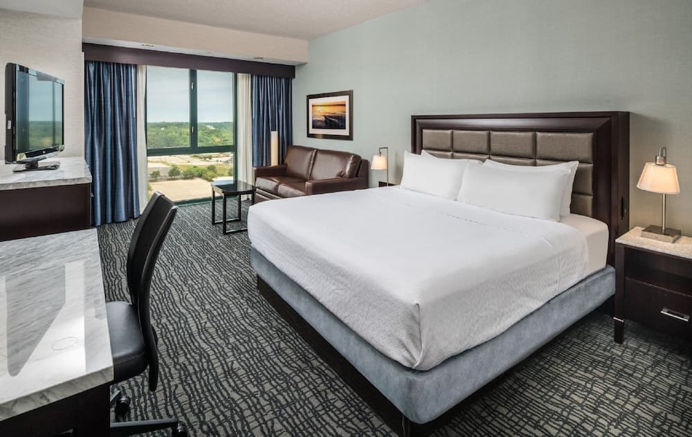 Crowne Plaza Springfield Convention Center by IHG gallery photo in Springfield, IL — image 48