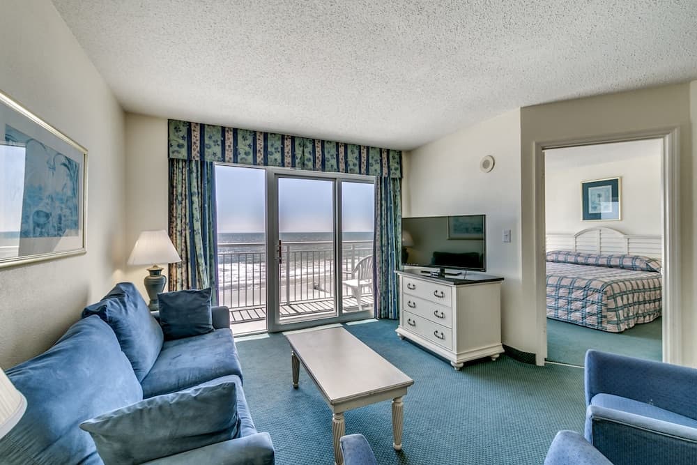 Bay Watch Resort - by Vacasa gallery photo in Myrtle Beach, SC — image 5