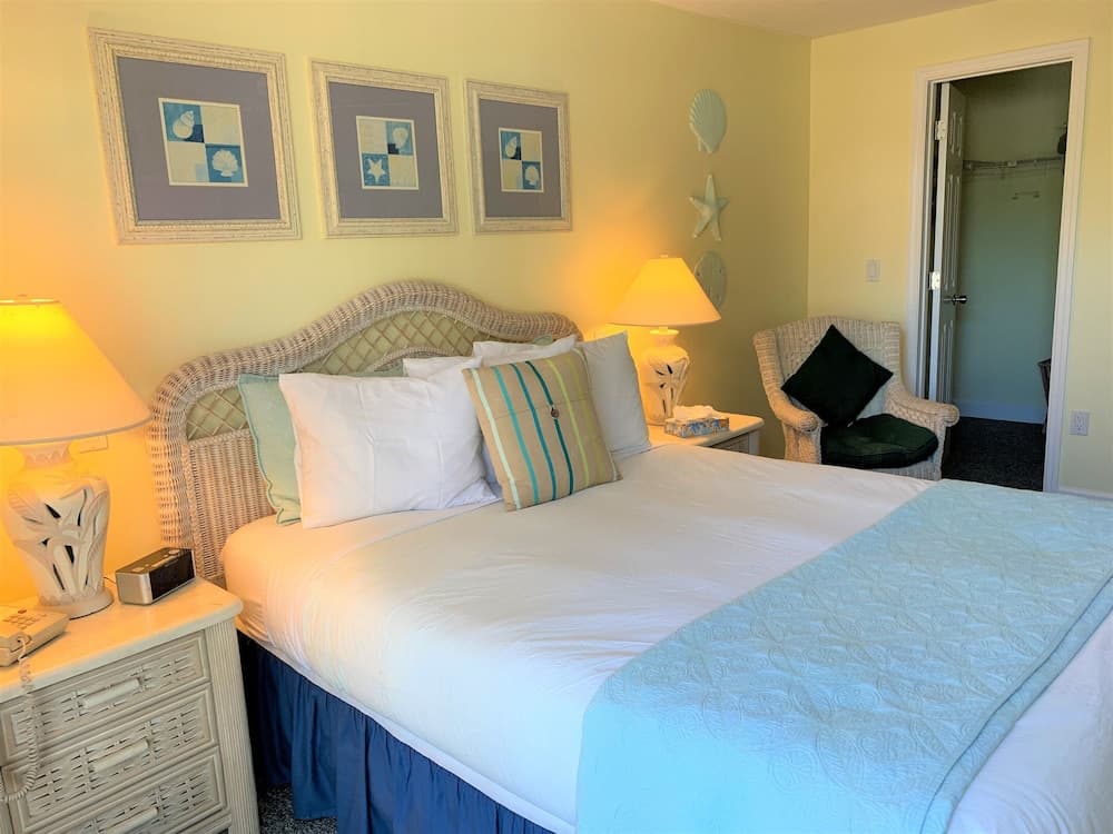 Siesta Palms By the Beach property views in Siesta Key, FL — gallery photo 3