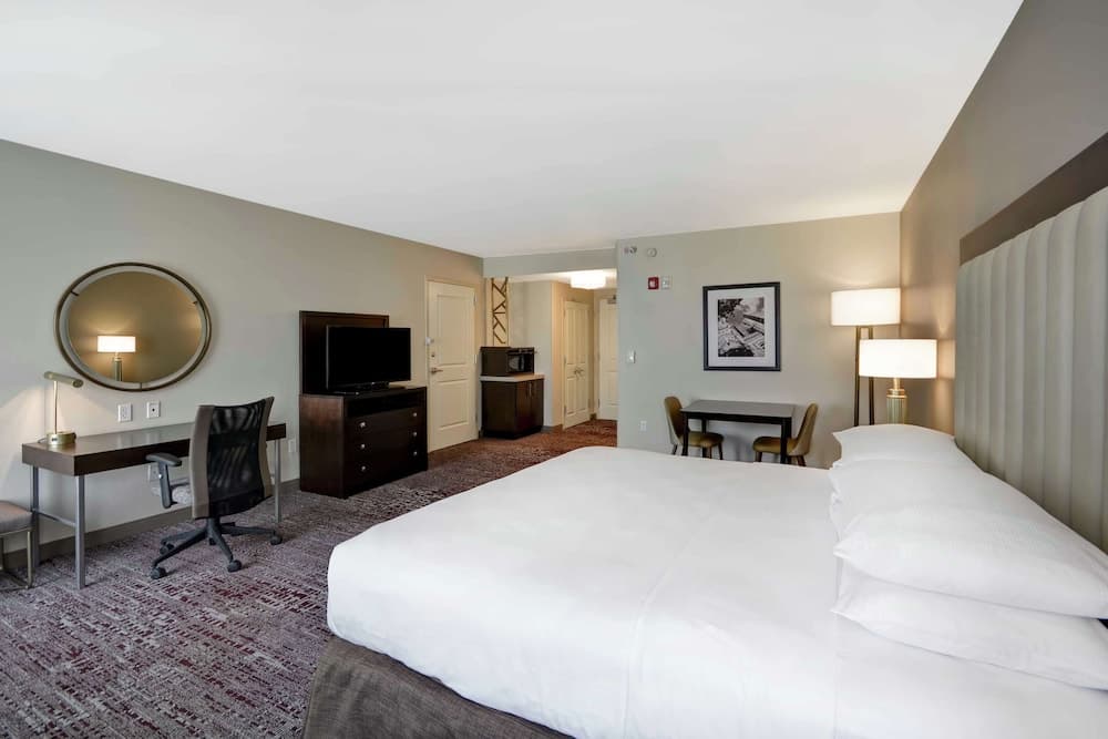 DoubleTree by Hilton Chicago Midway Airport gallery photo in Chicago, IL — image 7