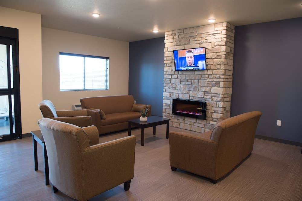 Cobblestone Inn & Suites - Forest City interior in Forest City, IA — gallery photo 2