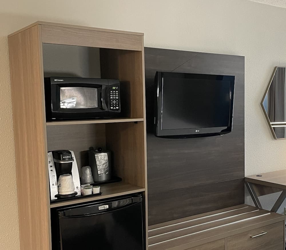 Holiday Inn Express Burlington by IHG gallery photo in Burlington, NC — image 31
