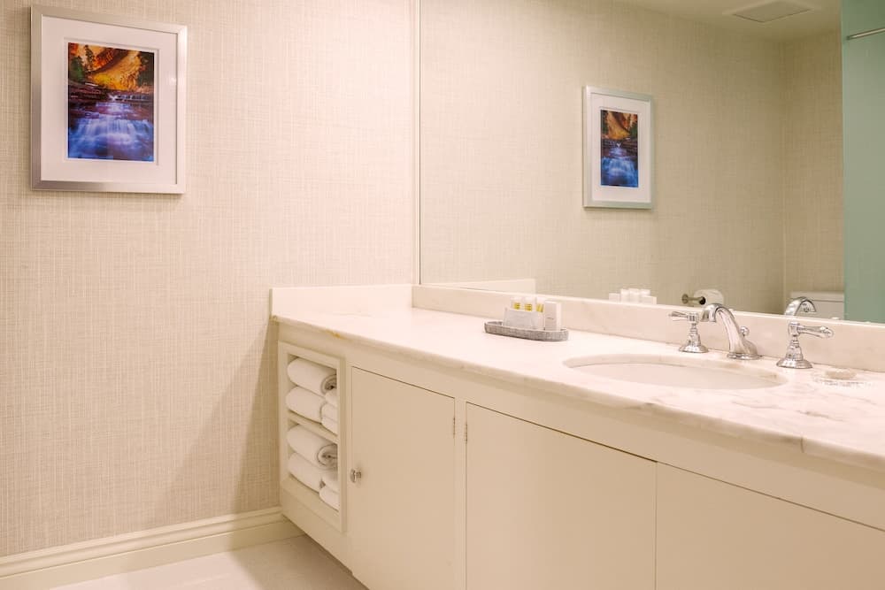 Little America Hotel gallery photo in Salt Lake City, UT — image 10