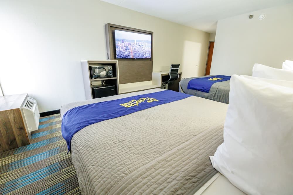New Victorian Inn & Suites Omaha gallery photo in Omaha, NE — image 14