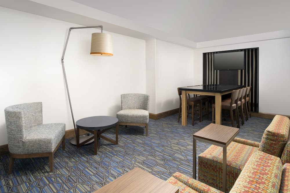 Holiday Inn Express & Suites College Park-University Area by IHG property views in College Park, MD — gallery photo 3