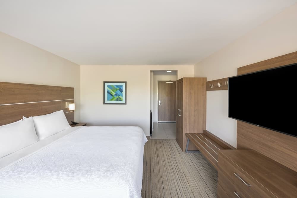 Holiday Inn Express & Suites Phoenix East - Gilbert by IHG gallery photo in Gilbert, AZ — image 29