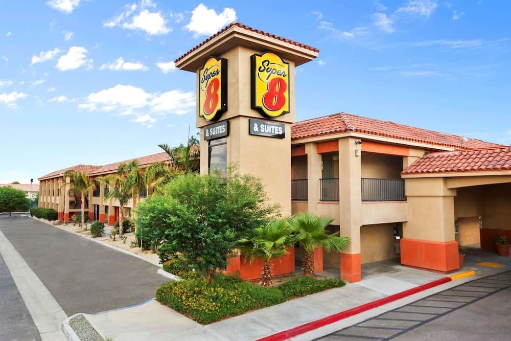 Super 8 by Wyndham Indio — hotel in Indio, California