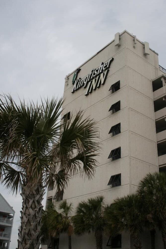 Kingfisher Inn property views in Murrells Inlet, SC — gallery photo 3