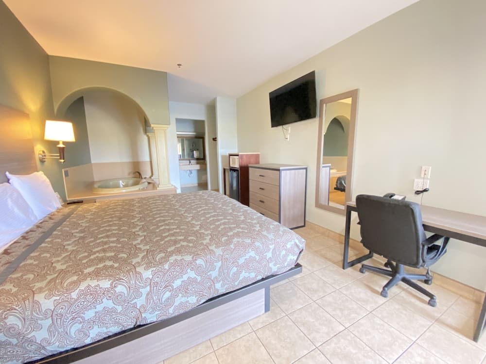 Weslaco Inn by Capital O Near Mercedes property views in Weslaco, TX — gallery photo 3