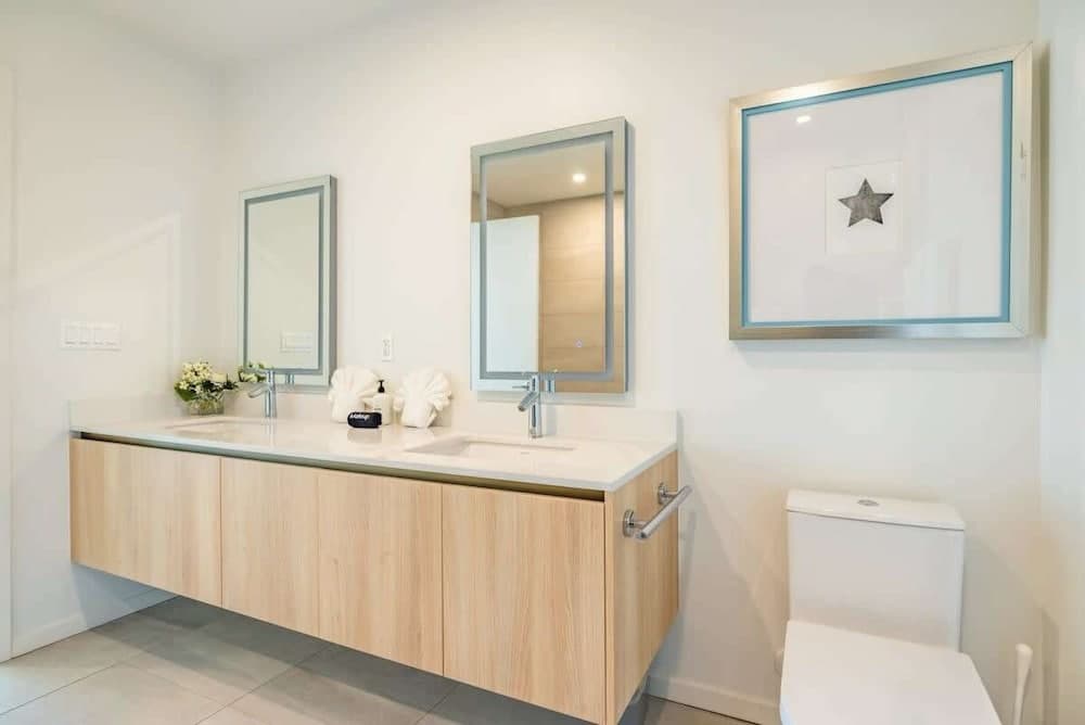 @ Marbella Lane - Luxurious 3BR Penthouse property views in Long Beach, CA — gallery photo 3