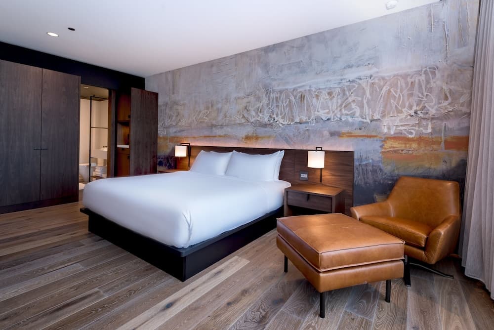 The Hotel at Midtown interior in Chicago, IL — gallery photo 2