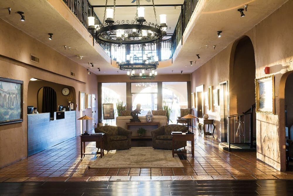 Hotel Mission de Oro interior in Gustine, CA — gallery photo 2