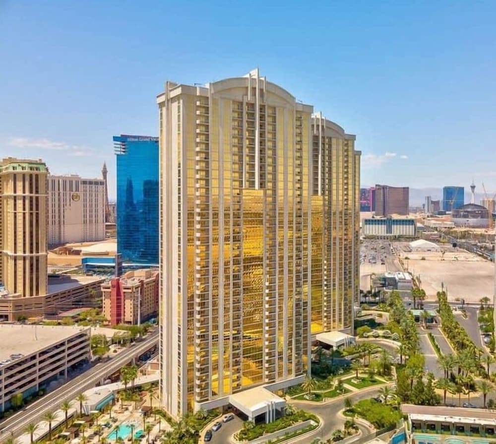 Signature MGM featured exterior or lobby in Las Vegas, NV — similar hotel