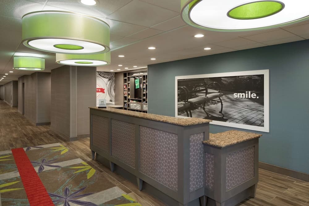 Hampton Inn & Suites St. Louis/Alton property views in Alton, IL — gallery photo 3