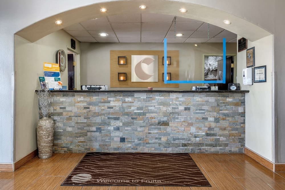 Comfort Inn & Suites Fruita - Grand Junction interior in Fruita, CO — gallery photo 2
