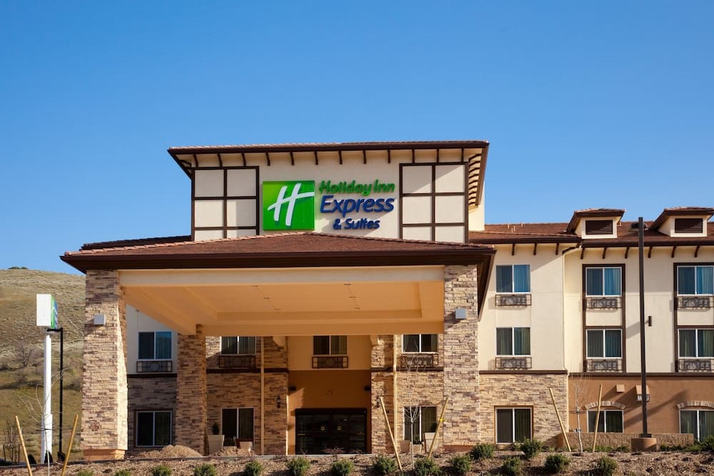 Holiday Inn Express & Suites Frazier Park by IHG — hotel in Lebec, California