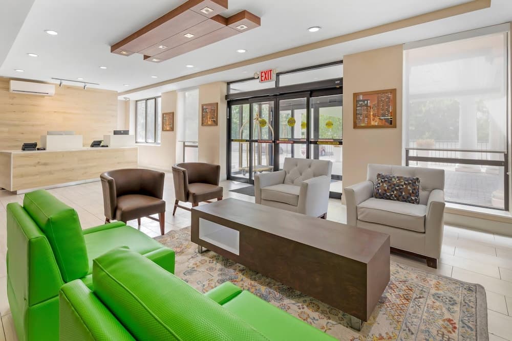 Country Inn & Suites by Radisson, Staten Island gallery photo in Staten Island, NY — image 22