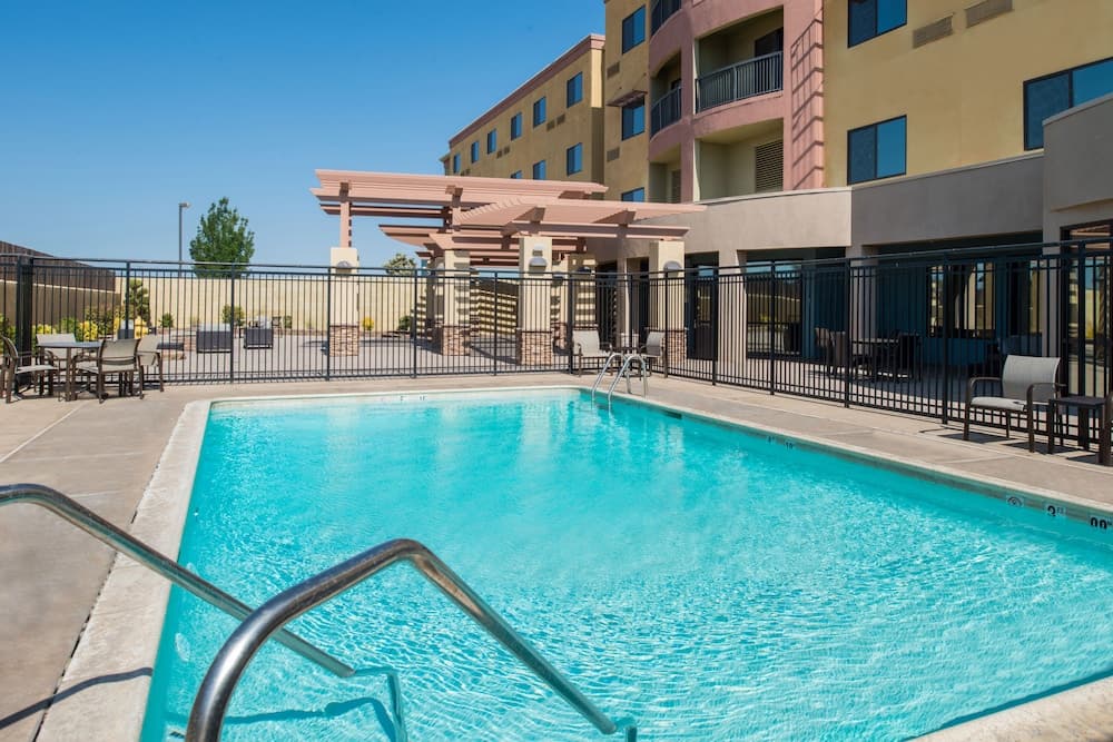 Courtyard Marriott Victorville gallery photo in Hesperia, CA — image 14