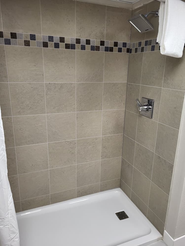 Red Fox Inn and Suites gallery photo in Waverly, IA — image 8