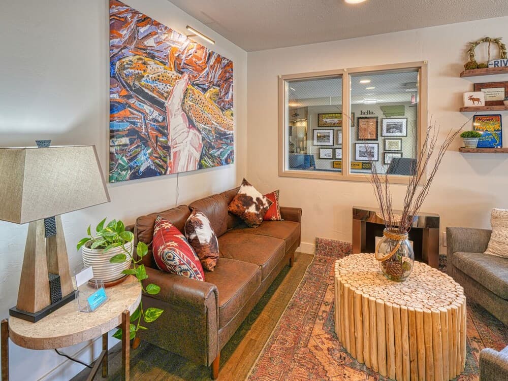 Yellowstone River Inn & Suites interior in Livingston, MT — gallery photo 2