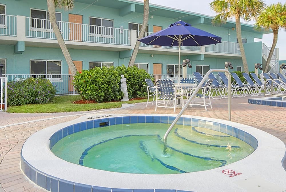 Via Roma Beach Resort interior in Bradenton Beach, FL — gallery photo 2