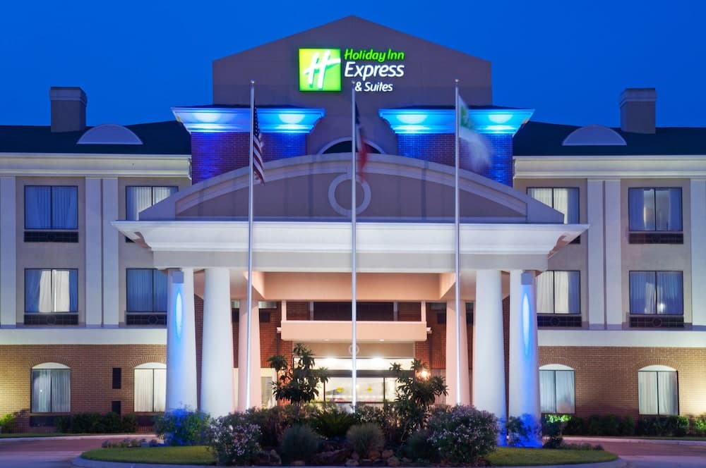 Holiday Inn Express Hotel & Suites Orange by IHG gallery photo in Orange, TX — image 8