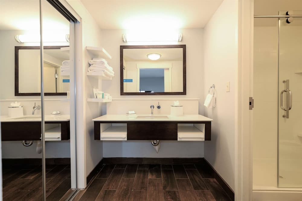 Hampton Inn Brighton gallery photo in Brighton, MI — image 21