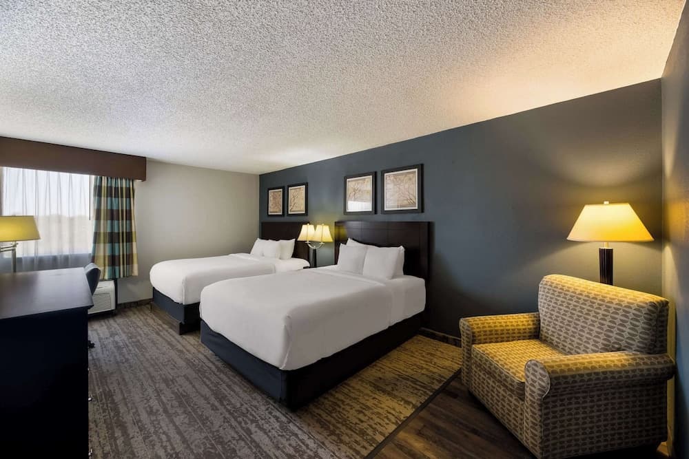Clarion Hotel San Angelo near Convention Center gallery photo in San Angelo, TX — image 28