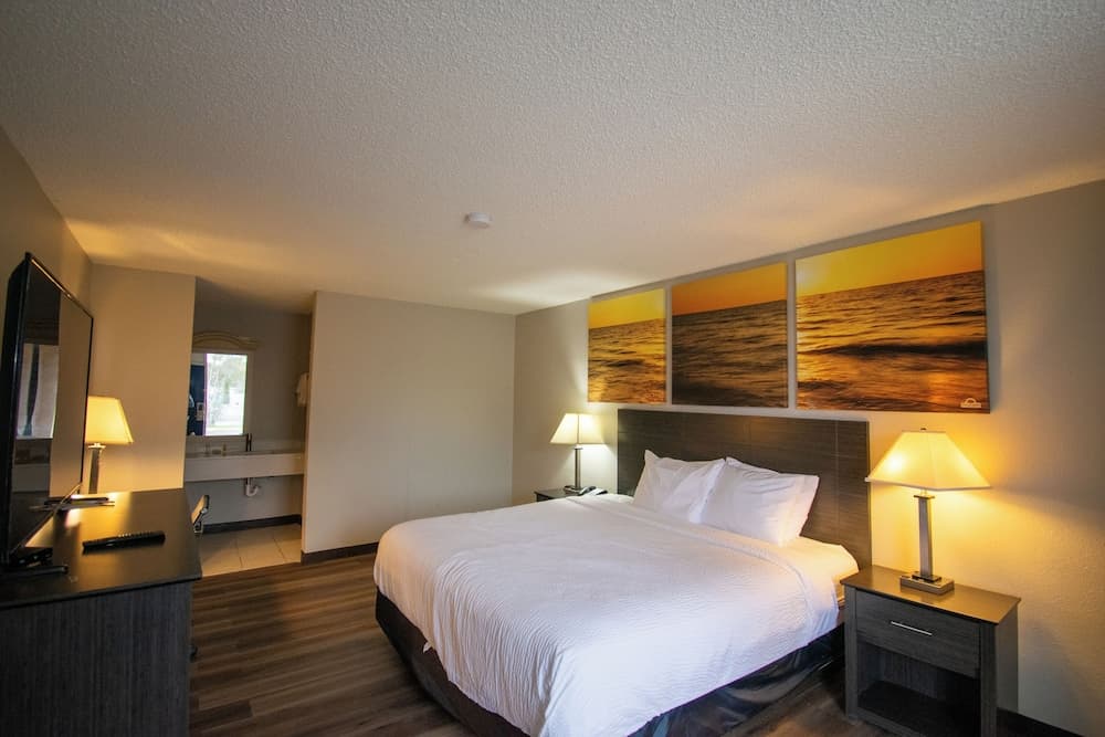 Days Inn by Wyndham Caddo Valley Arkadelphia property views in Arkadelphia, AR — gallery photo 3