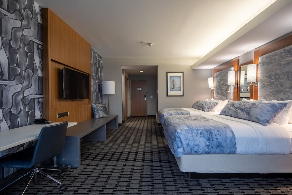 The Hotel at Kirkwood Center gallery photo in Cedar Rapids, IA — image 19