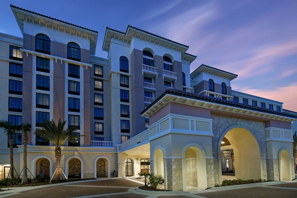 Homewood Suites by Hilton Orlando at Flamingo Crossings gallery photo in Winter Garden, FL — image 16