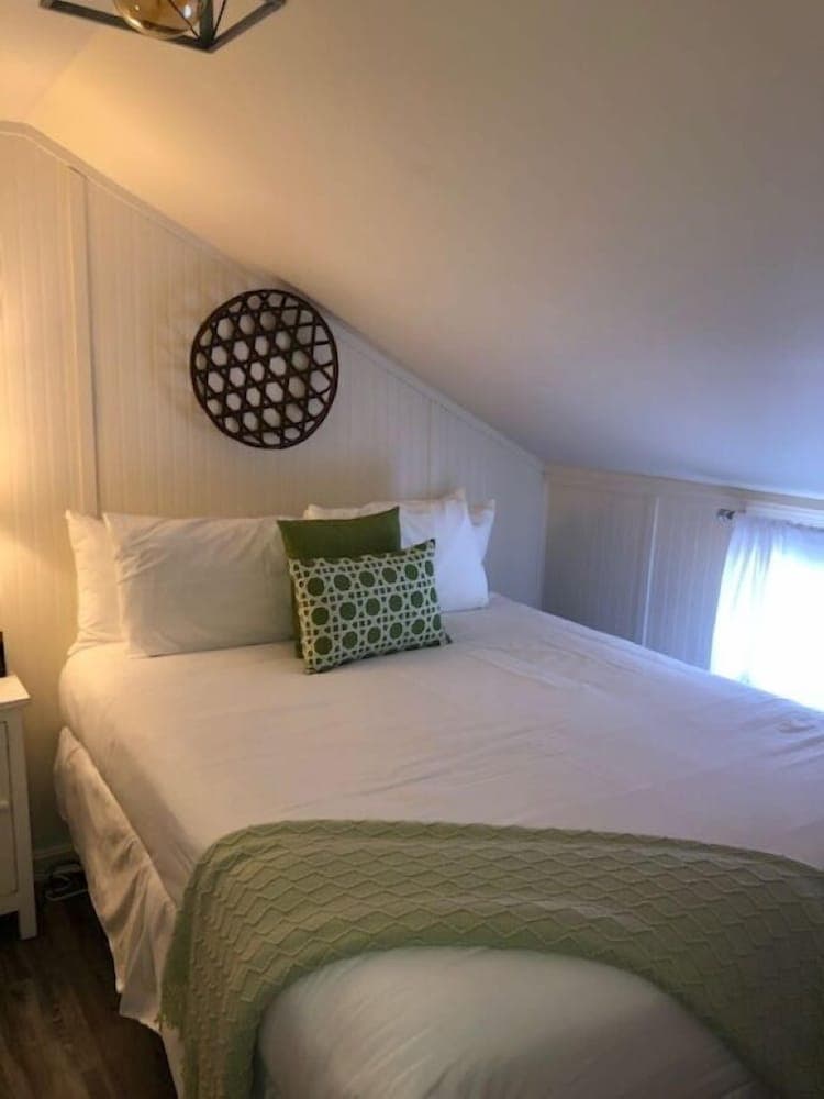 Ocean Glass Inn gallery photo in Rehoboth Beach, DE — image 70
