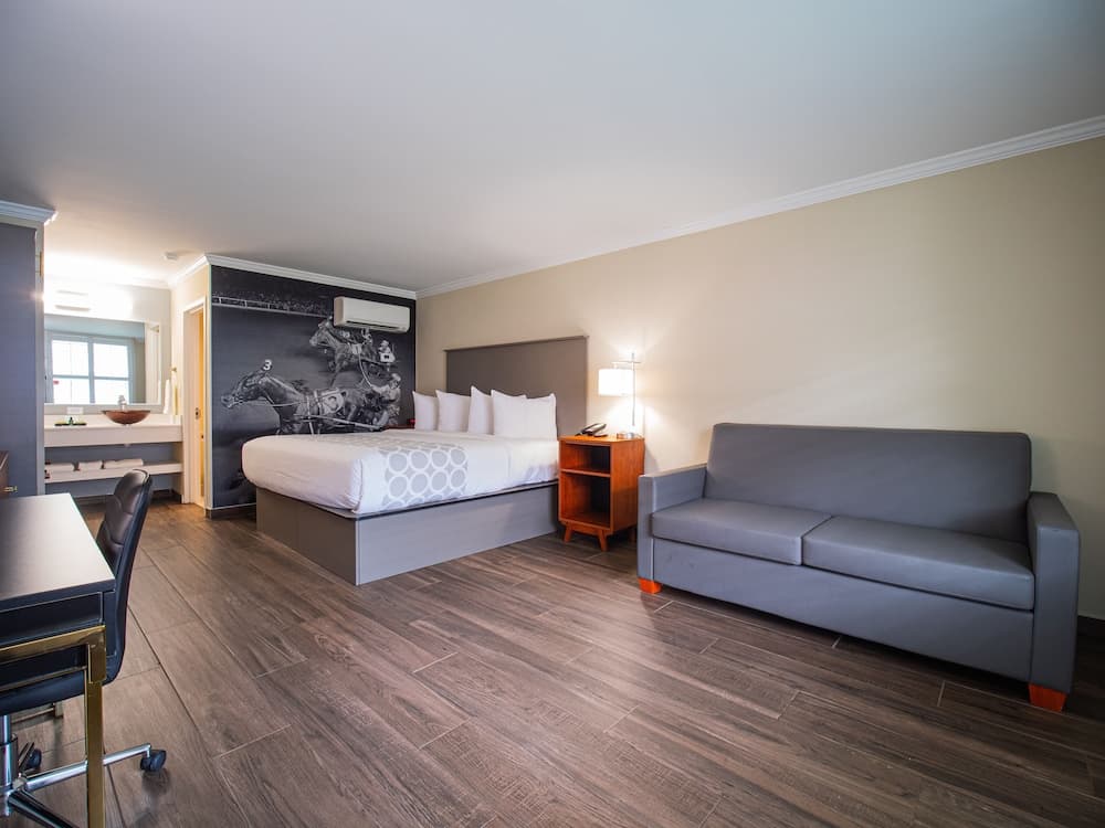 Equus Inn Ocala gallery photo in Ocala, FL — image 6