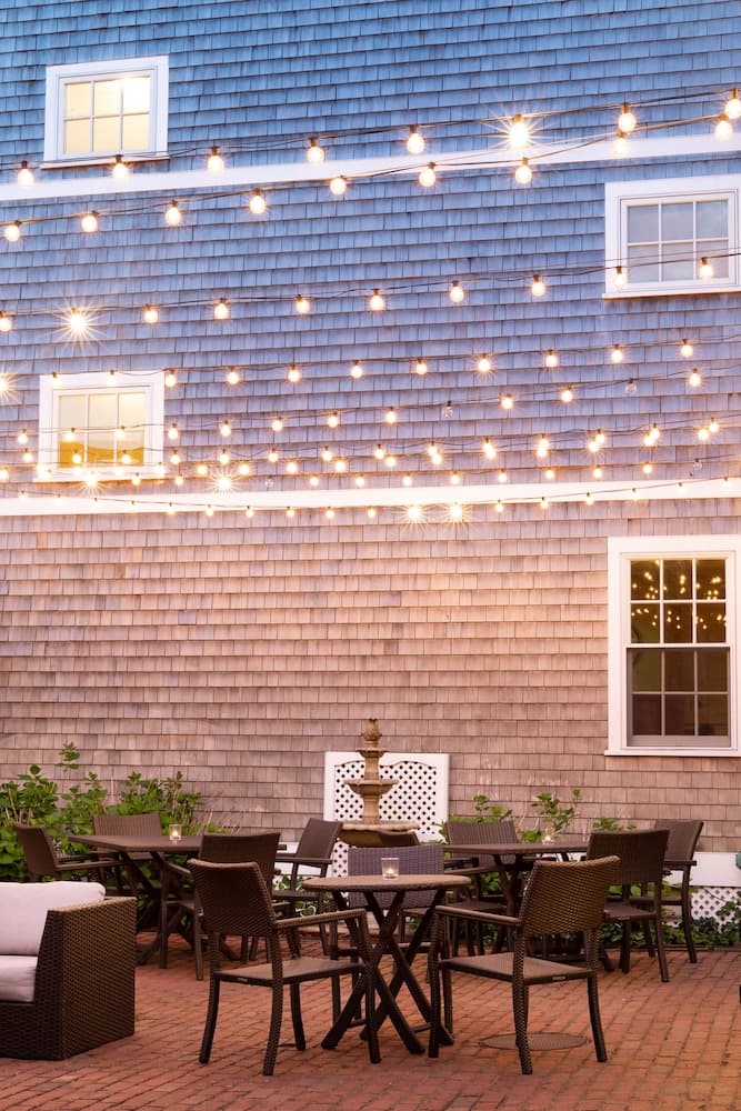 Vineyard Square Hotel & Suites gallery photo in Edgartown — image 30