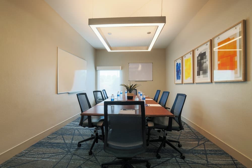 Holiday Inn Express Burlington by IHG gallery photo in Burlington, NC — image 43