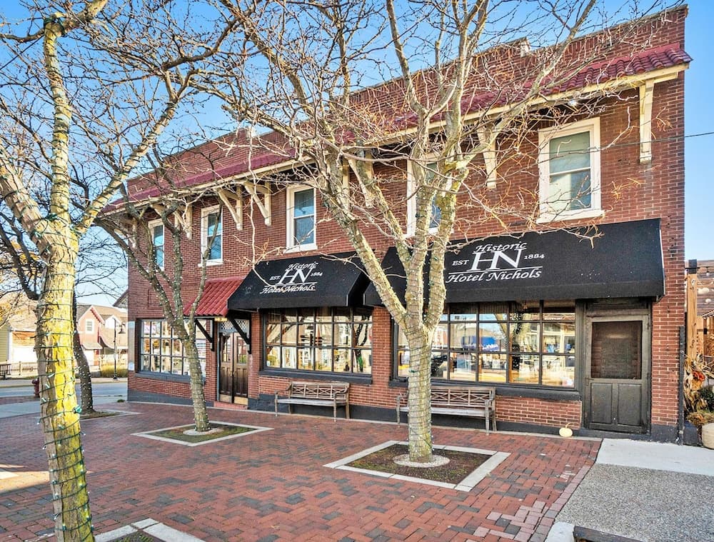 Historic Hotel Nichols featured exterior or lobby in South Haven, MI — similar hotel